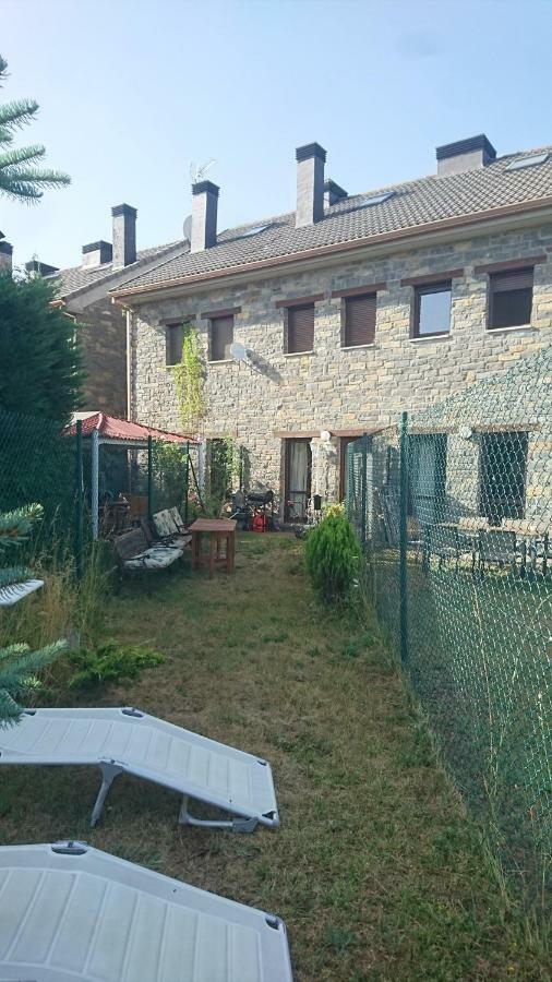 Casa Noelia Villa Castiello de Jaca Bagian luar foto